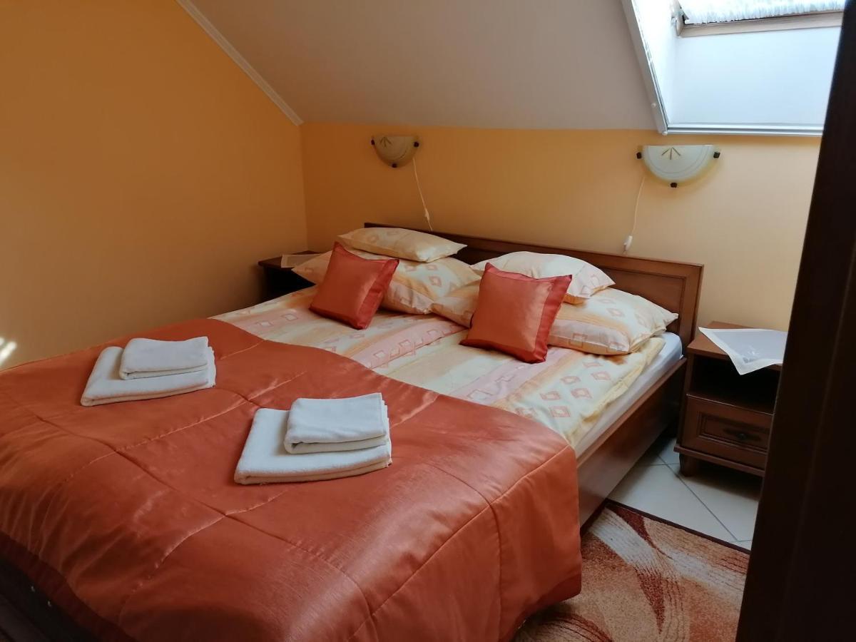Hotel Harmonia Panzio Sárospatak Exteriér fotografie
