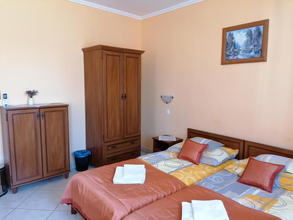 Hotel Harmonia Panzio Sárospatak Exteriér fotografie