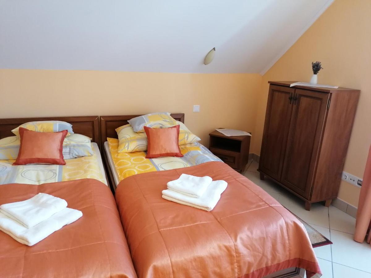 Hotel Harmonia Panzio Sárospatak Exteriér fotografie